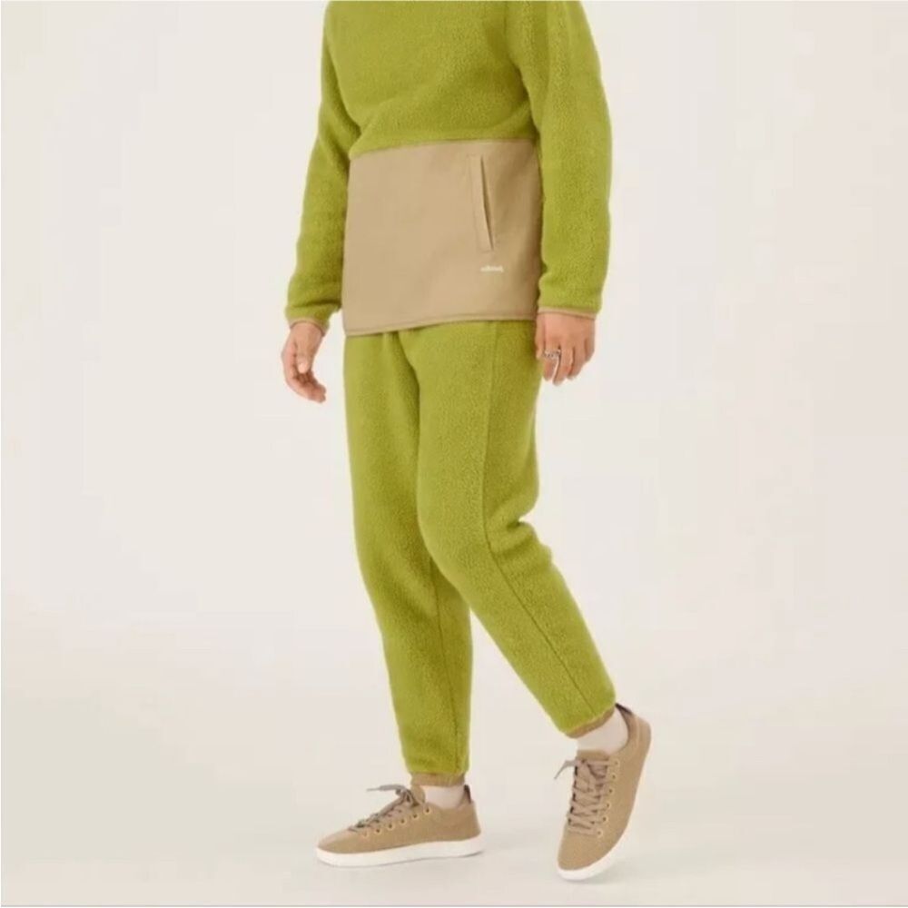 NWT Allbirds Men's (M) Fluff Fleece Pant Joggers in Hazy Lime Size M